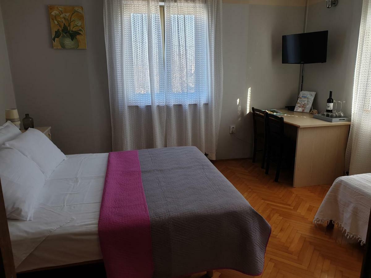 Room Bm Pula Exterior foto